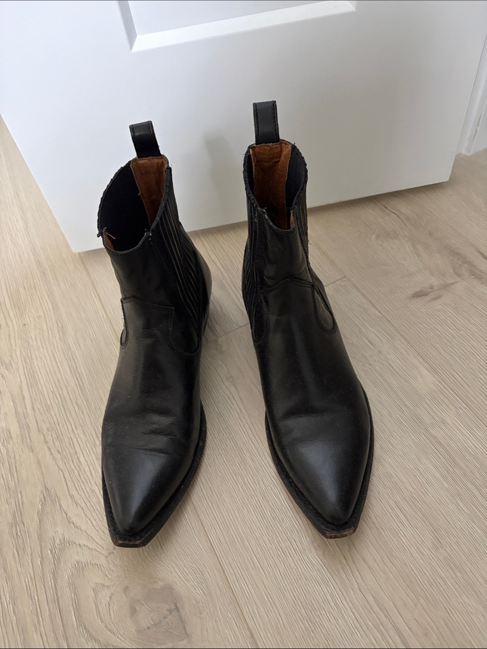 Women's Black Pointed-Toe Ankle Bootie - Sleek Slip-On Style